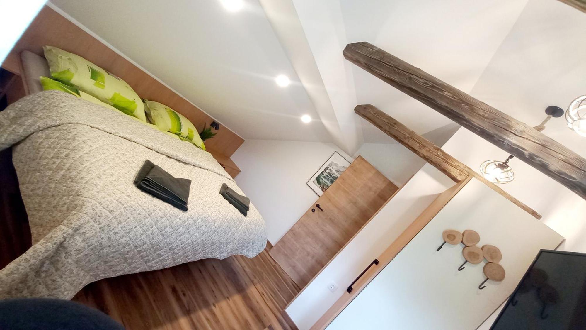 Apartma Rozle Mojstrana Εξωτερικό φωτογραφία